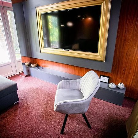 Motel1- A Megfizetheto Luxus! Dunaújváros Εξωτερικό φωτογραφία