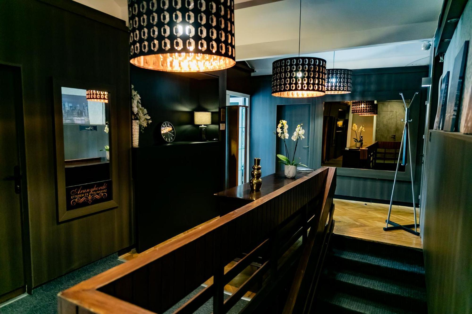 Motel1- A Megfizetheto Luxus! Dunaújváros Εξωτερικό φωτογραφία