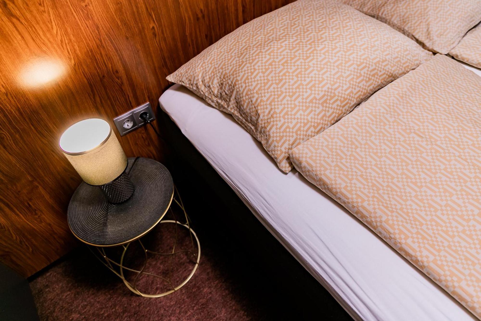Motel1- A Megfizetheto Luxus! Dunaújváros Εξωτερικό φωτογραφία