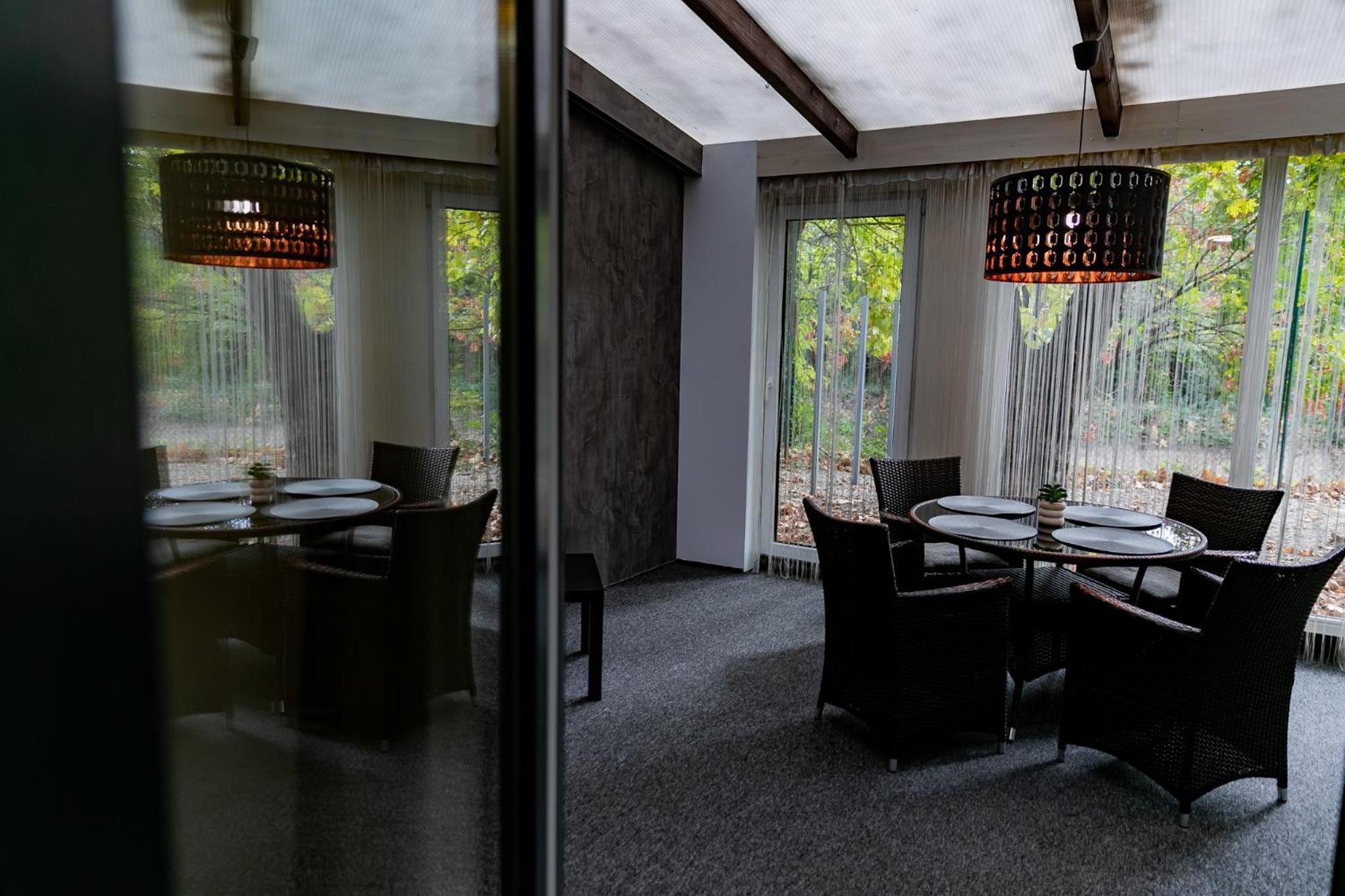 Motel1- A Megfizetheto Luxus! Dunaújváros Εξωτερικό φωτογραφία