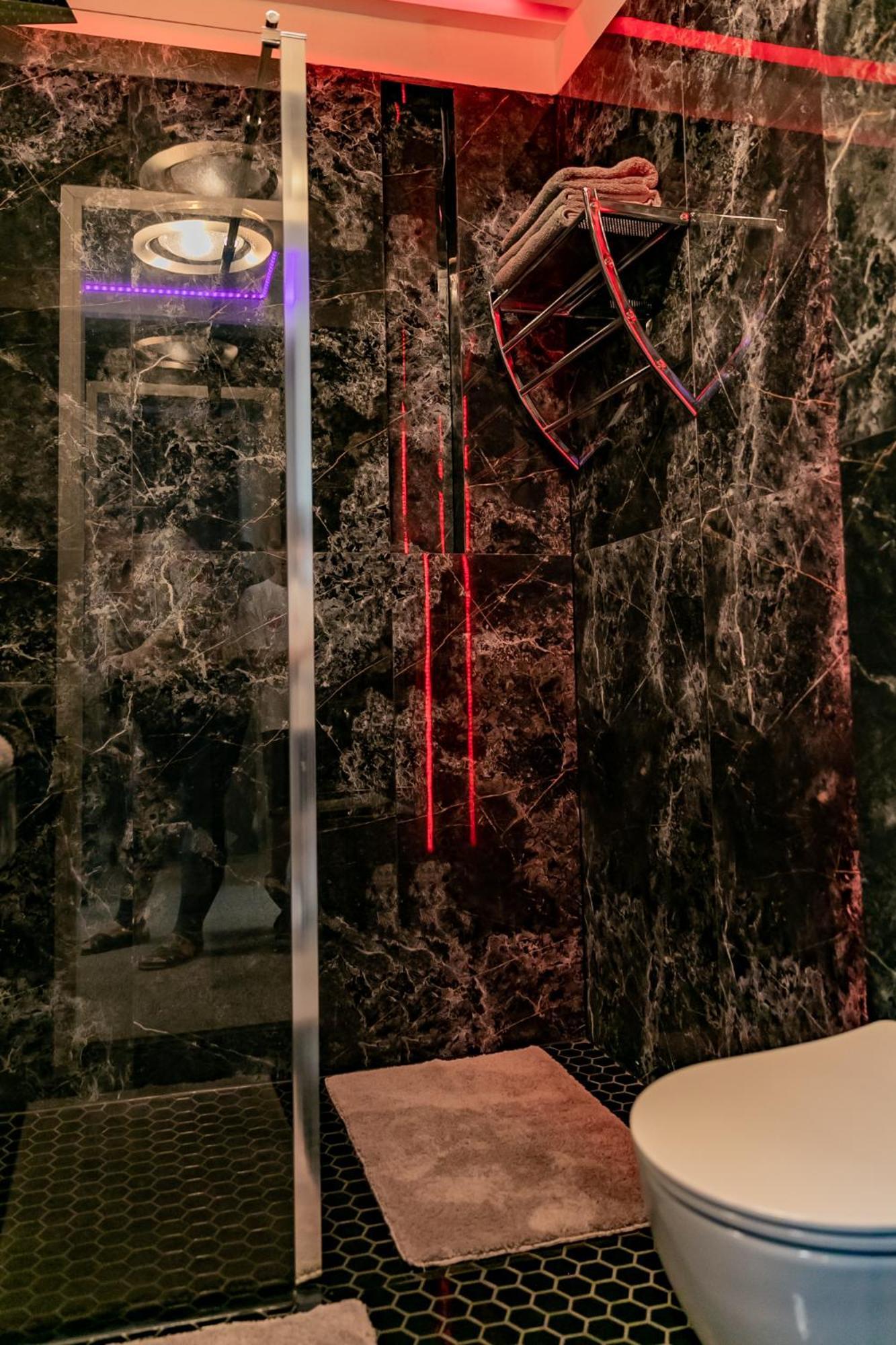 Motel1- A Megfizetheto Luxus! Dunaújváros Εξωτερικό φωτογραφία