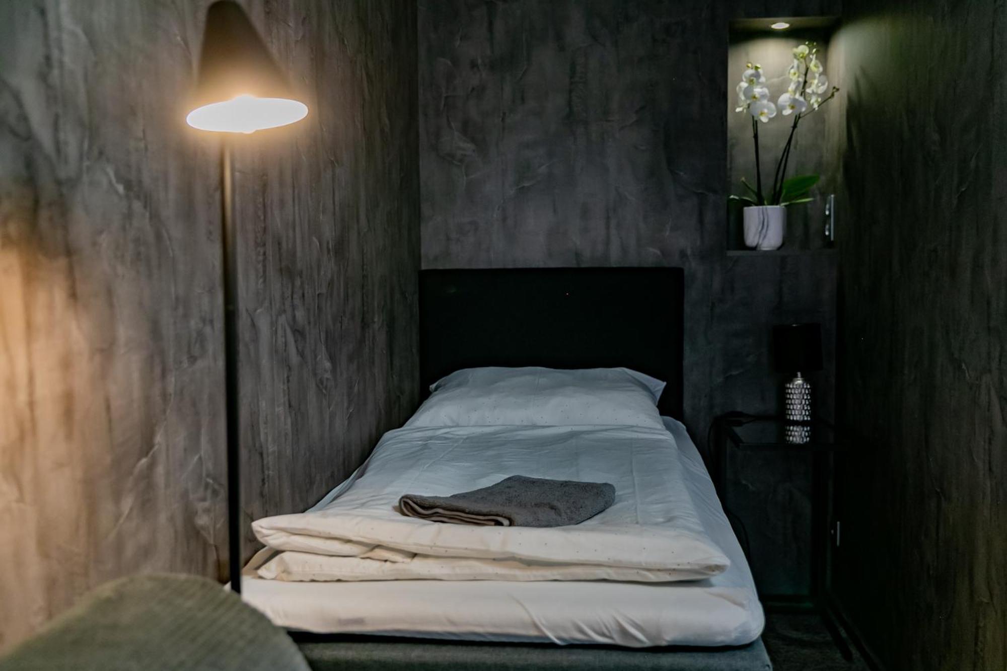 Motel1- A Megfizetheto Luxus! Dunaújváros Εξωτερικό φωτογραφία