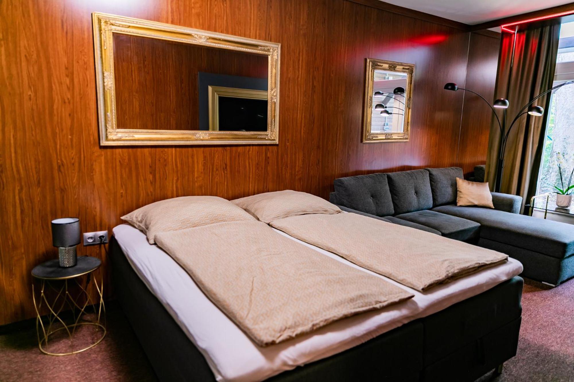 Motel1- A Megfizetheto Luxus! Dunaújváros Εξωτερικό φωτογραφία