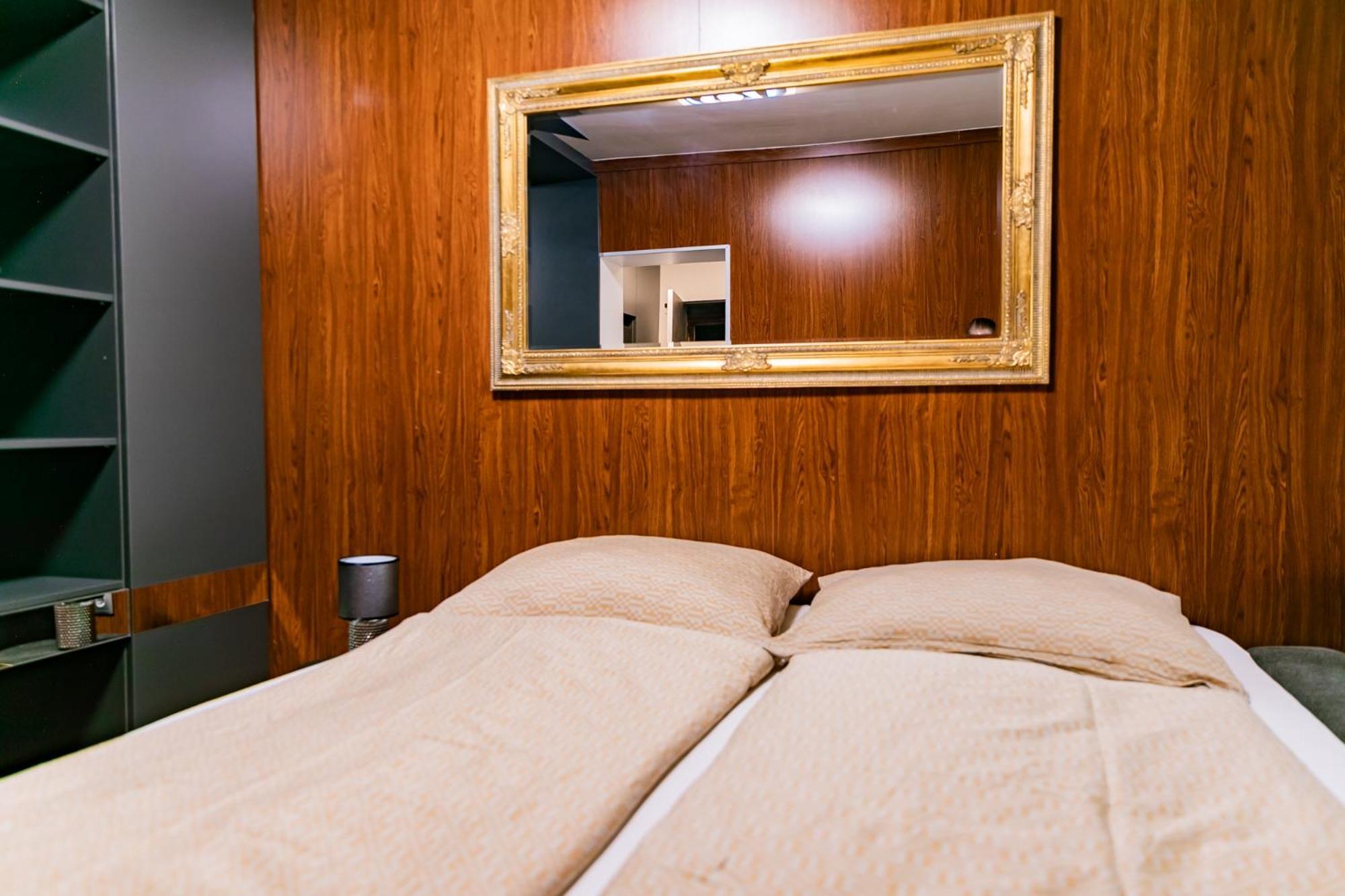 Motel1- A Megfizetheto Luxus! Dunaújváros Εξωτερικό φωτογραφία
